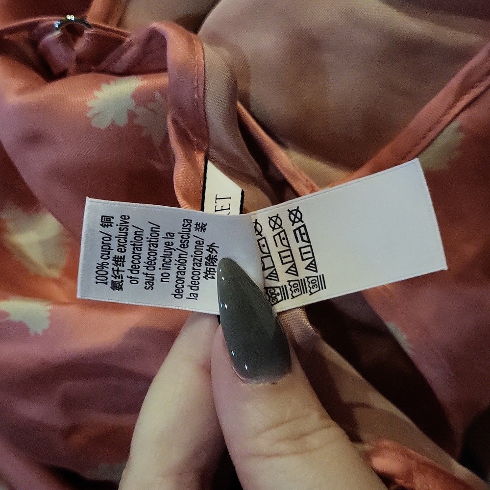 Victoria's Secret Nighty - Picture 9 of 10